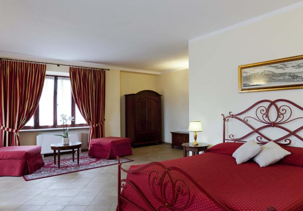 Villa Soleil Коллеретто-Джакоза Экстерьер фото